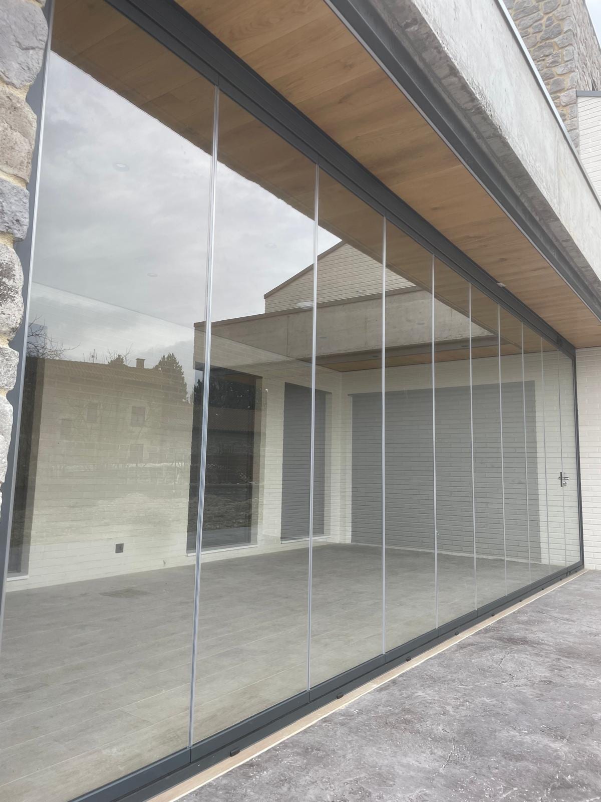 Cortinas de Cristal — trabajo realizado
